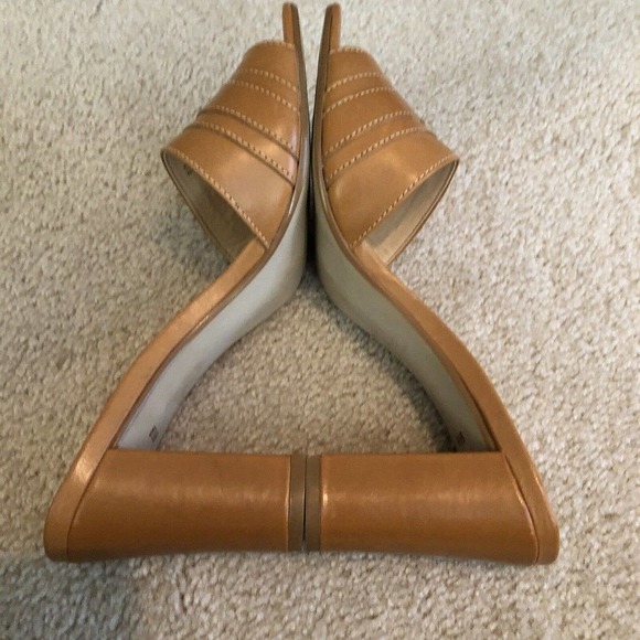 Talbots Slide Size 6.5 Block Heel 3” Brown Leather Career Neutral - Picture 8 of 8